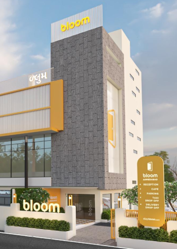 Bloom Hotel - SG Highway